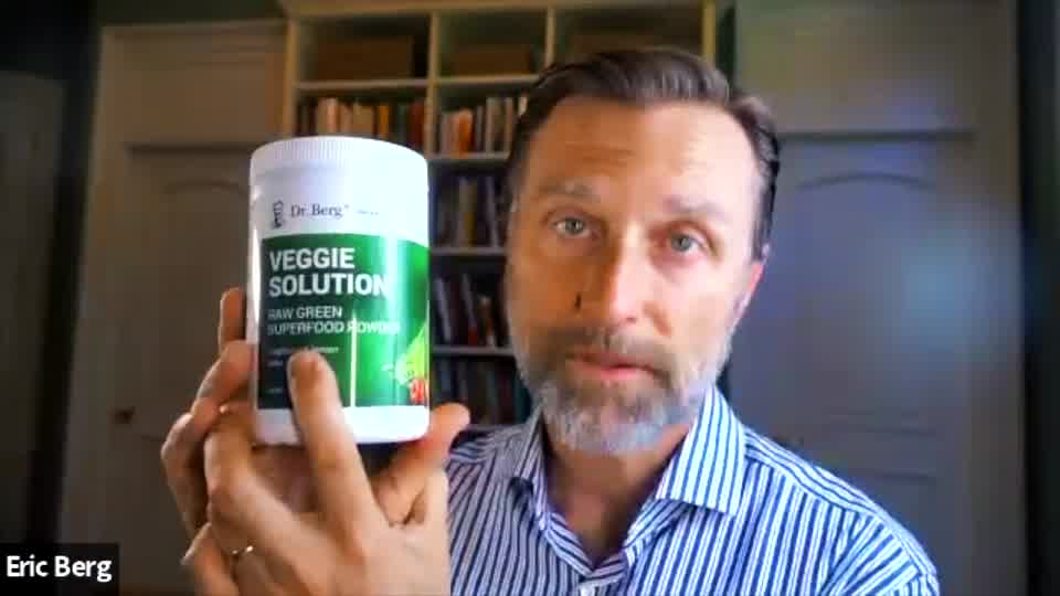 Dr. Berg explains the new Veggie Solution Raw Green Superfood powder. 